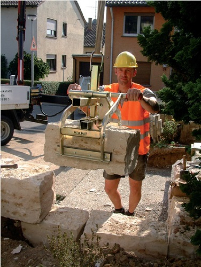 Trittstufenversetzzange TSZ-uni Greifbereich 50-600mm Trgf. 600 kg ZN Trittstufenversetzzange TSZ-uni Greifbereich 50-600mm Trgf. 600 kg ZN