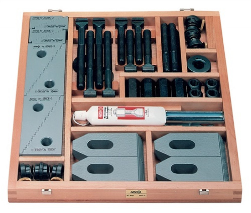 Spannwerkzeugsortiment Nr.6531 M12 x 14mm 45tlg.AMF Spannwerkzeugsortiment Nr.6531 M12 x 14mm 45tlg.AMF